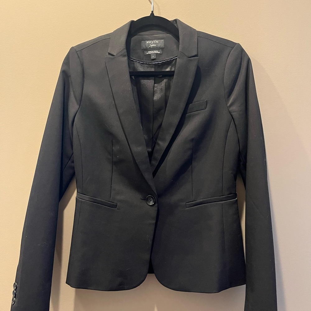 RW&CO. Classic Black Women's Suit Jacket